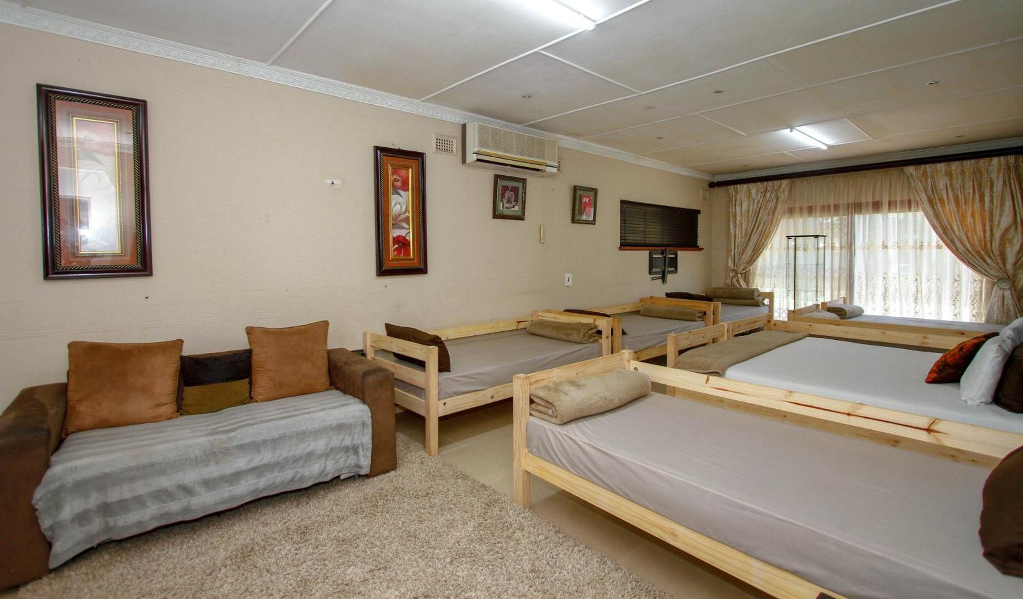 Umhlanga Self Catering Guest House Durban Exteriör bild